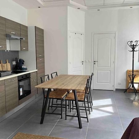 Le Luxembourg Apartamento Villeurbanne Exterior foto